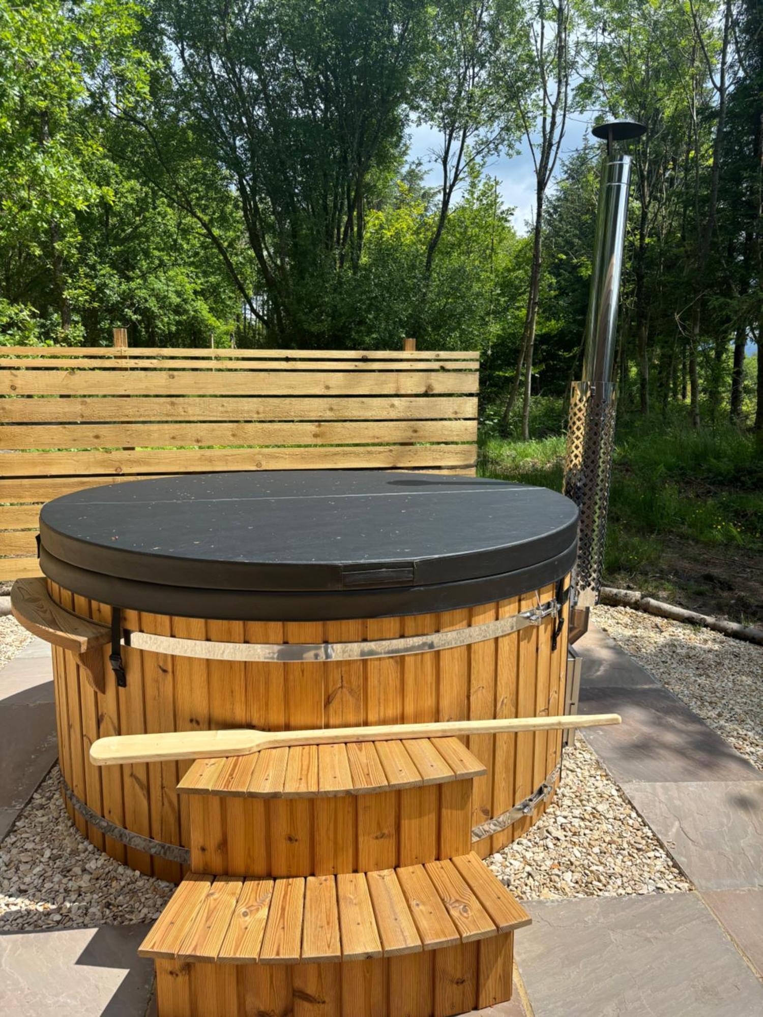 Celtic Minor Pods Villa Ystalyfera Exteriör bild
