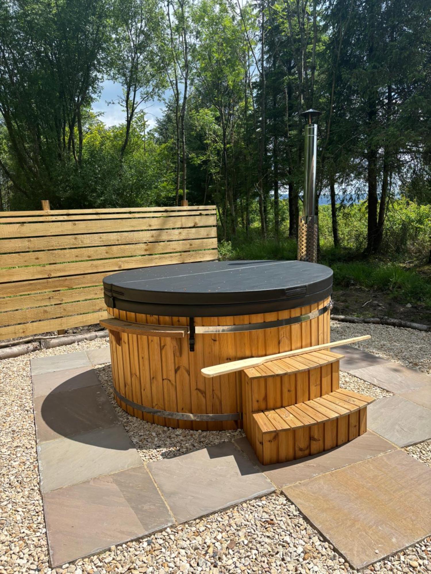 Celtic Minor Pods Villa Ystalyfera Exteriör bild